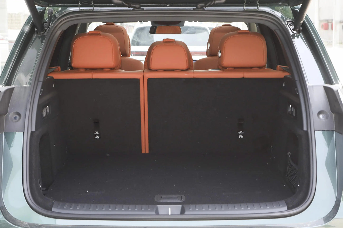 Li Auto L6 Extended Electric Mid-Size SUV