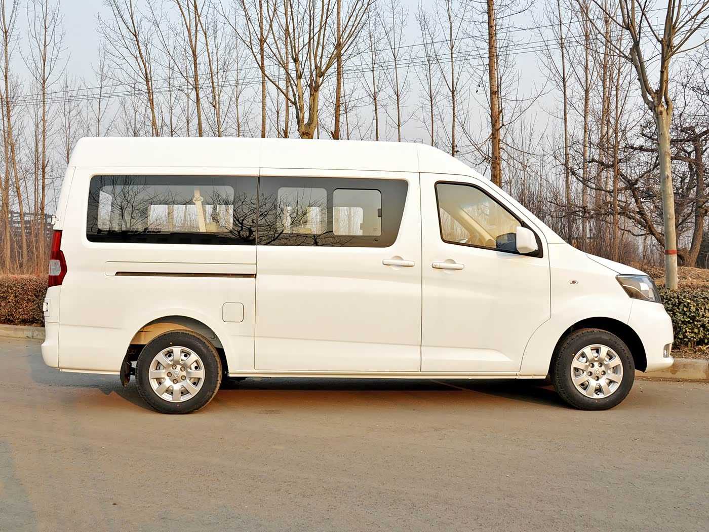 Changan Kaicheng Ruixing M90 Large Commercial Van