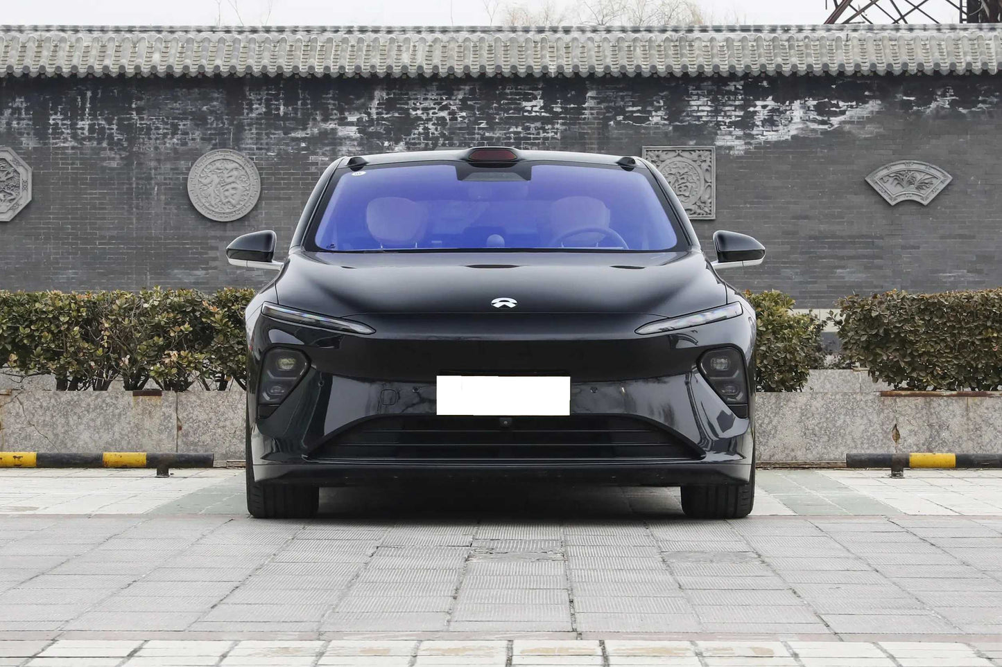 NIO ET7 Full-Size Luxury Electric Sedan