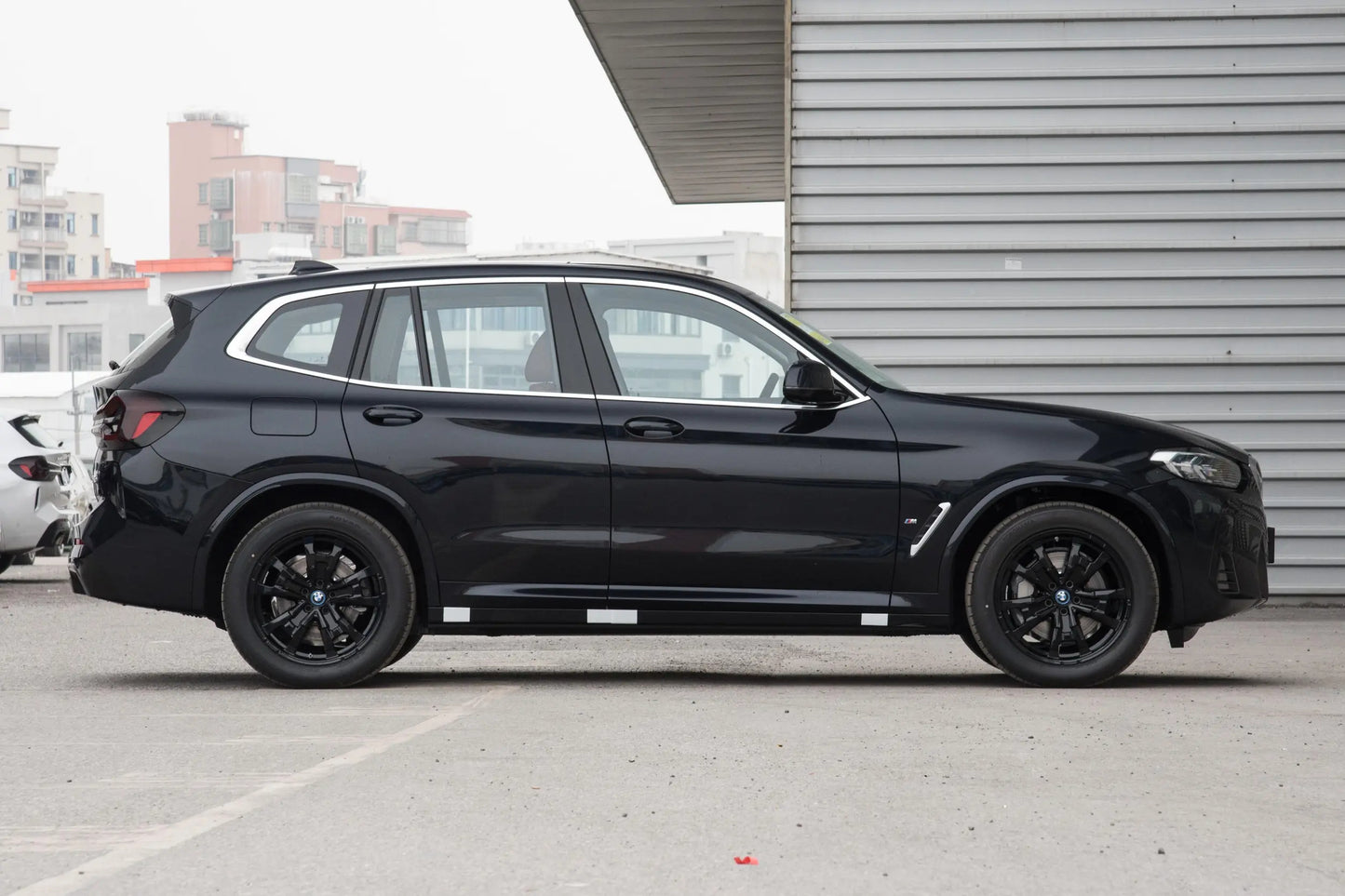 BMW iX3 Mid-Size Luxury Pure Electric SUV