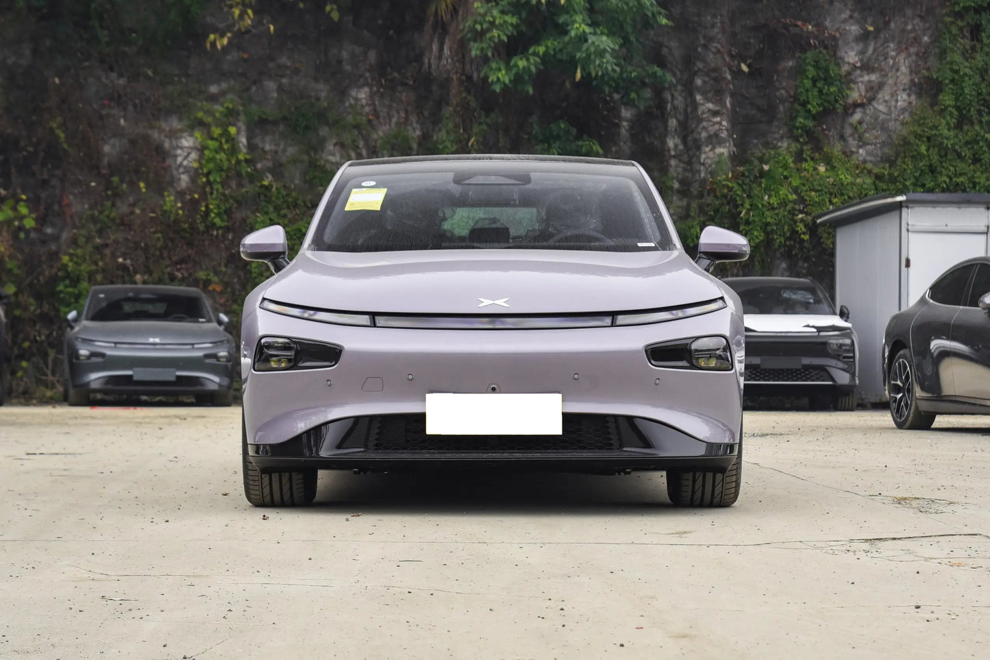 XPeng P7i Mid-Size Pure Electric Hatchback Sedan