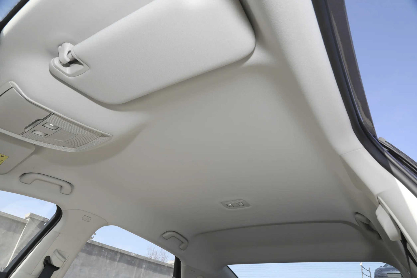 BYD Qin L DM-i Compact Plug-in Hybrid Sedan