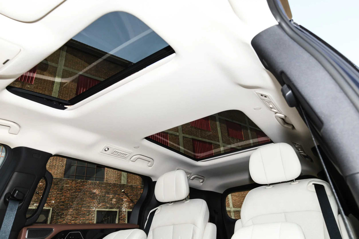 BYD Xia Full-Size Luxury Plug-in Hybrid MPV