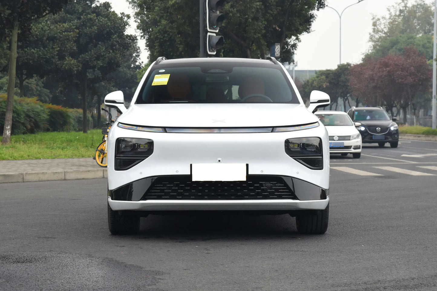 XPeng G9 Mid-size Luxury SUV Ultra Long Range 800V Fast Charging Platform