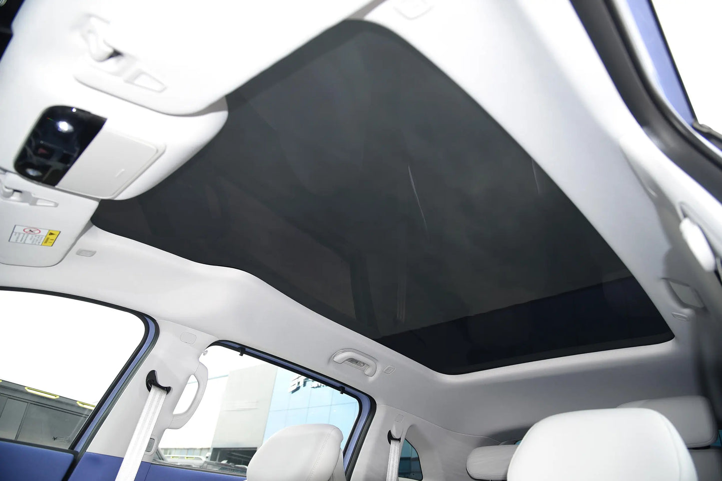 Arcfox Kaola Compact Family-Friendly Electric MPV