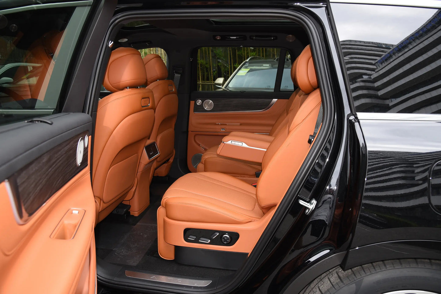 AITO M9 Luxury SUVs 6-Seater Large SUVs Electric Cars Range - Extended Electric Vehicle