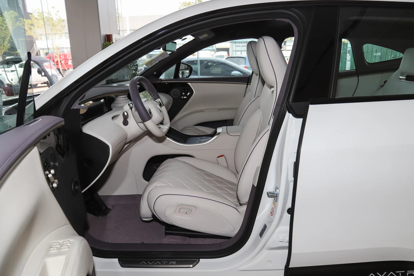Avatr 11 Hatchback SUV Pure Electric Midsize Car Intelligent Driving Car
