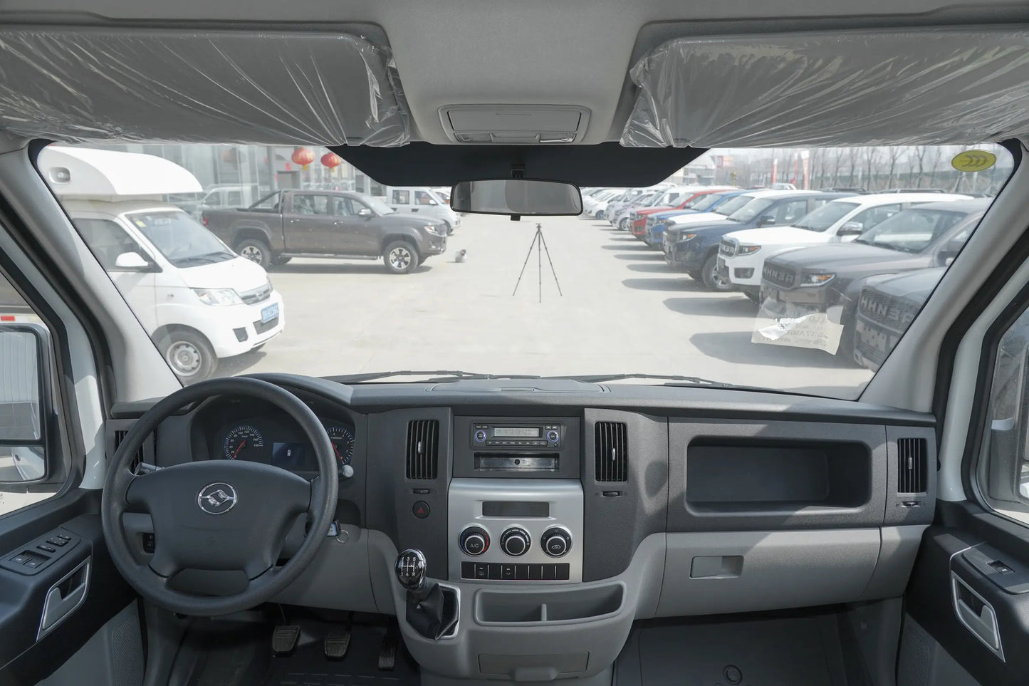Huanghai Raytour Light Commercial Vehicle (LCV) / Light Bus