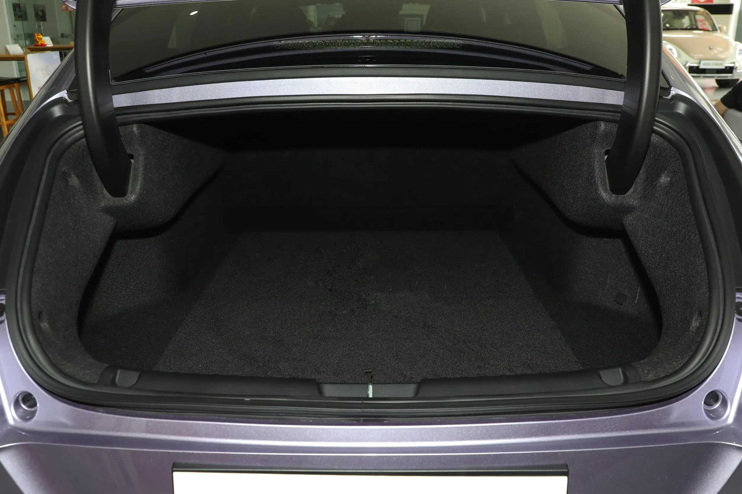 ORA Lightning Cat Midsize Pure Electric 4WD Long Range Sedan