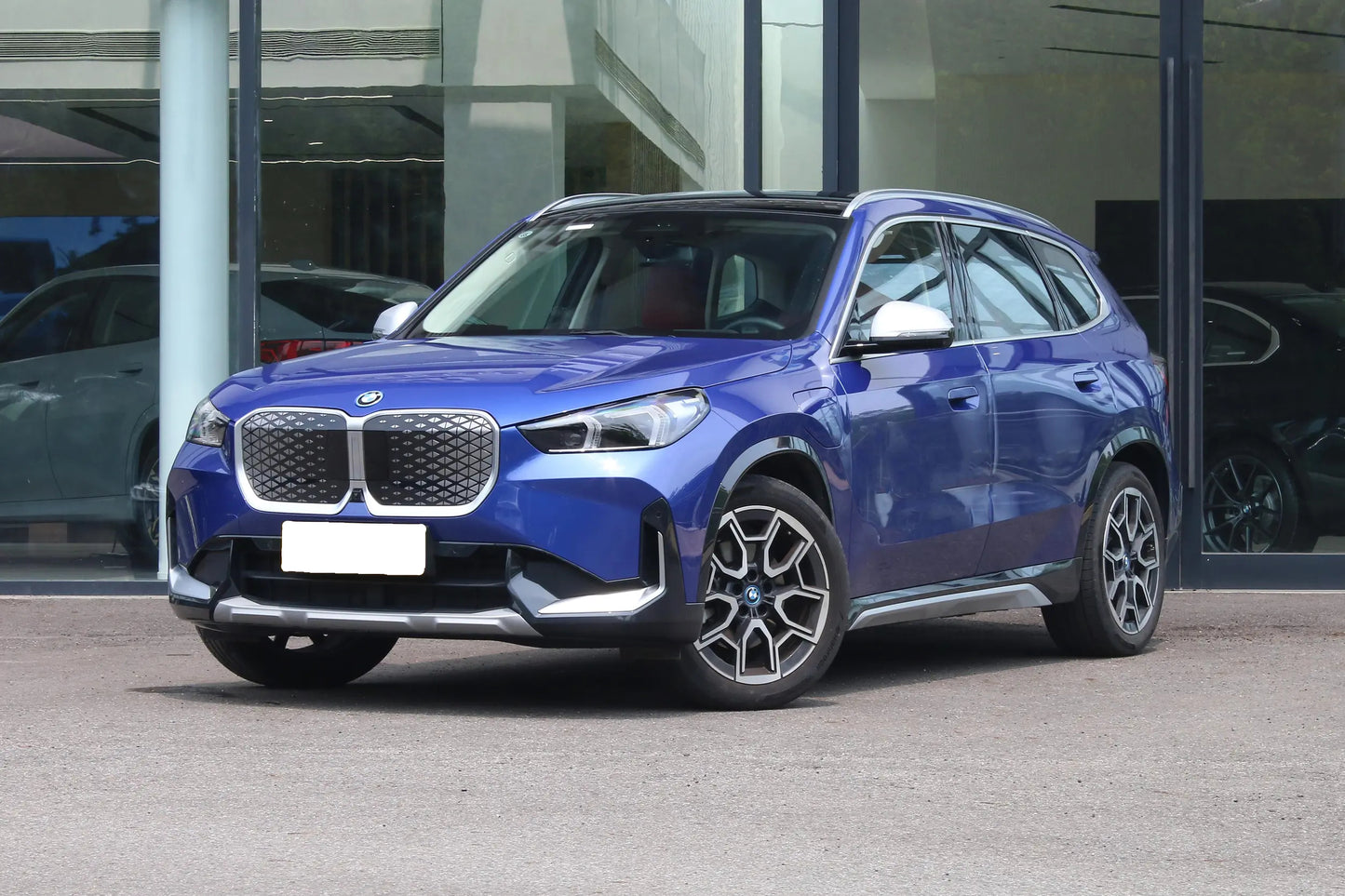BMW iX1 Pure Electric Compact SUV