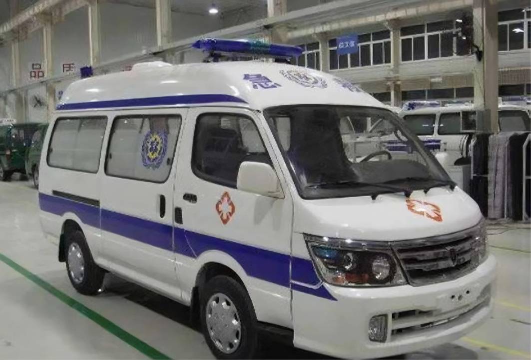 Jinbei Haise Darren Night High-Roof Luxury Transfer Ambulance