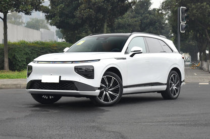 XPeng G9 Mid-size Luxury SUV Ultra Long Range 800V Fast Charging Platform