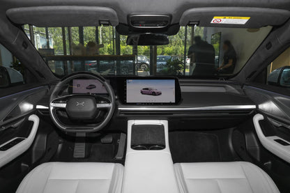 XPeng P7i Mid-Size Pure Electric Hatchback Sedan